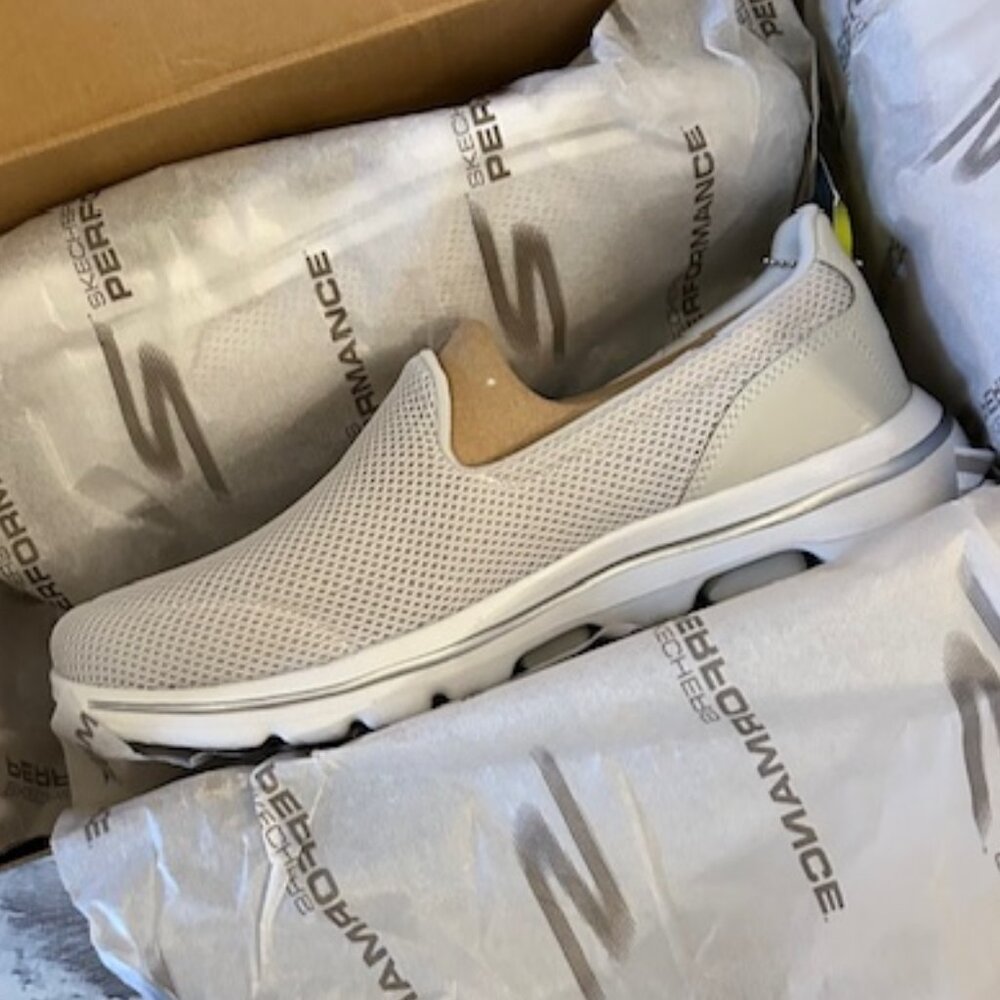 Skechers Go Walk 5 Sneakers